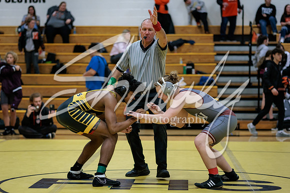 2023.01.19 FHS Wrestling Quadi05540