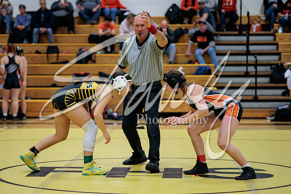 2023.01.19 FHS Wrestling Quadi06014
