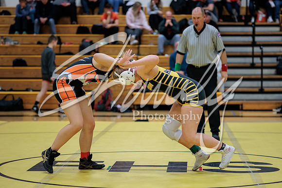 2023.01.19 FHS Wrestling Quadi06124