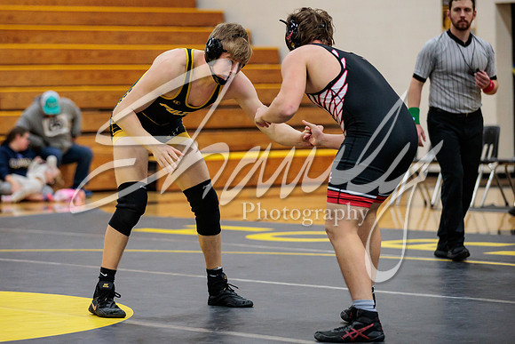 2023.01.31 FHS Wrestling Vs. Marshall01010