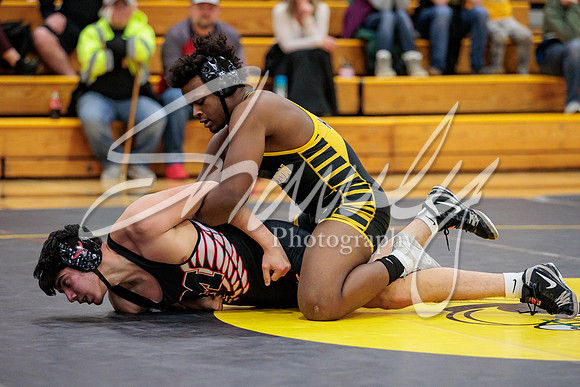 2023.01.31 FHS Wrestling Vs. Marshall01233
