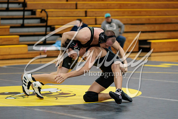 2023.01.31 FHS Wrestling Vs. Marshall02269