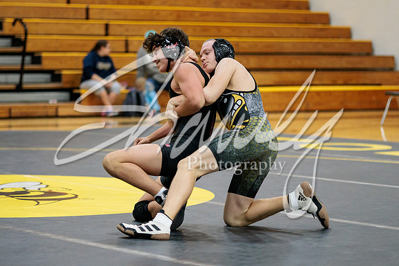 2023.01.31 FHS Wrestling Vs. Marshall02307