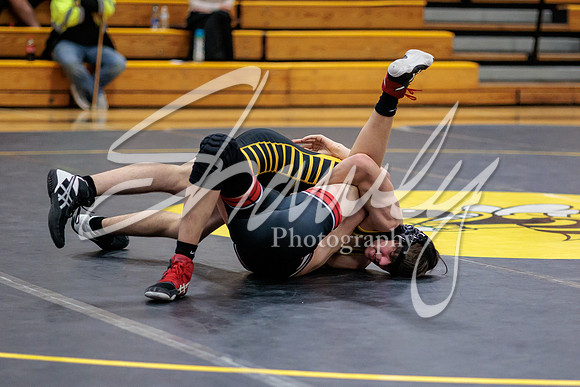 2023.01.31 FHS Wrestling Vs. Marshall02453