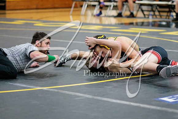 2023.01.31 FHS Wrestling Vs. Marshall02612