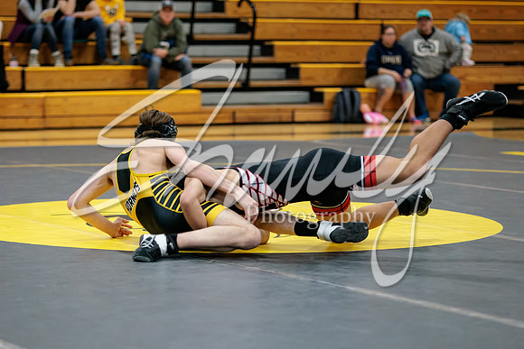 2023.01.31 FHS Wrestling Vs. Marshall03094