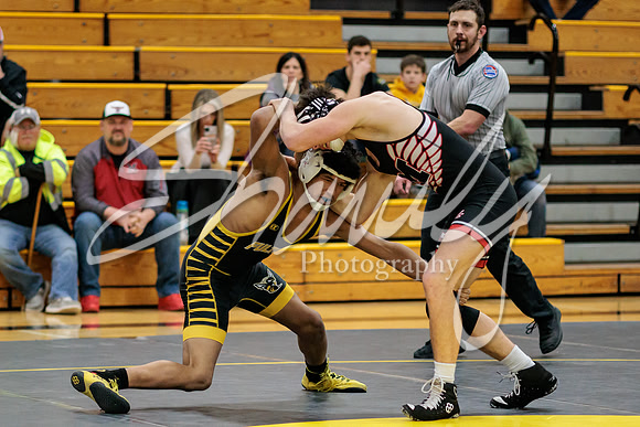 2023.01.31 FHS Wrestling Vs. Marshall03154