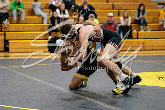 2023.01.31 FHS Wrestling Vs. Marshall03382