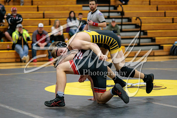 2023.01.31 FHS Wrestling Vs. Marshall03668