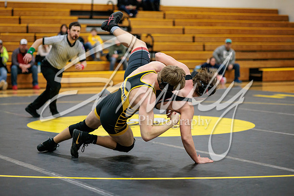 2023.01.31 FHS Wrestling Vs. Marshall03685