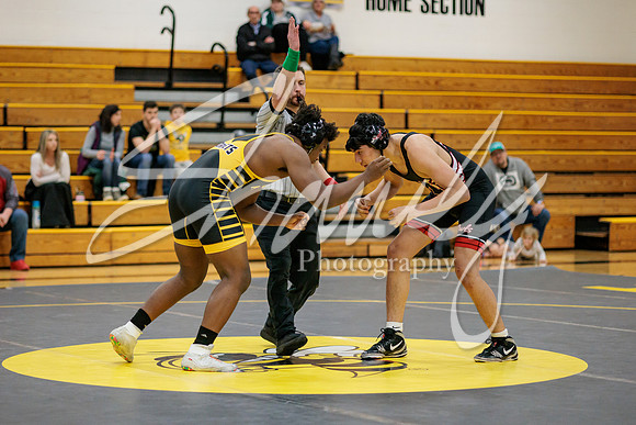 2023.01.31 FHS Wrestling Vs. Marshall03824