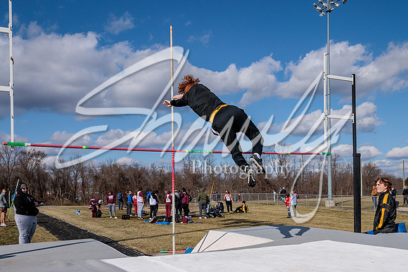 2023.03.17 FHS Track & Field00012