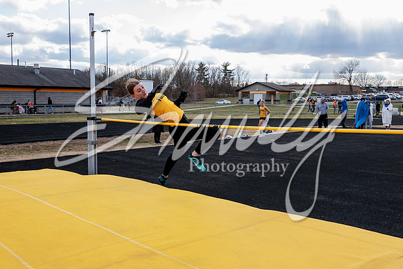 2023.03.17 FHS Track & Field00345