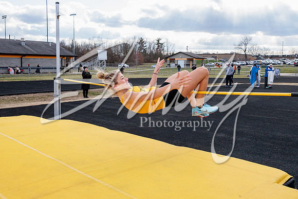 2023.03.17 FHS Track & Field00395