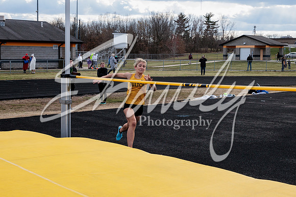2023.03.17 FHS Track & Field00423