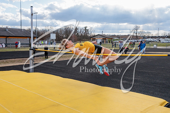 2023.03.17 FHS Track & Field00432