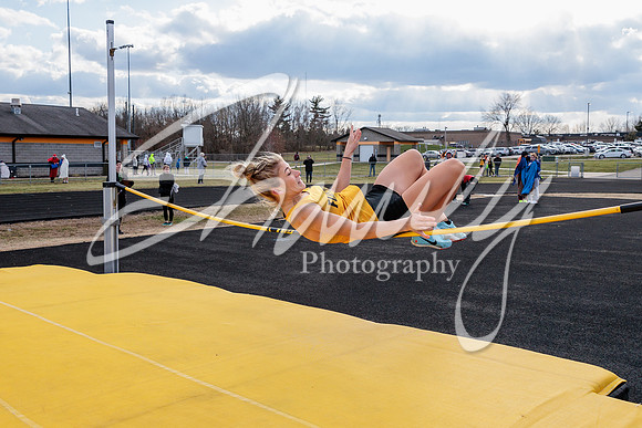 2023.03.17 FHS Track & Field00433