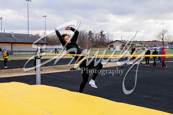 2023.03.17 FHS Track & Field00701