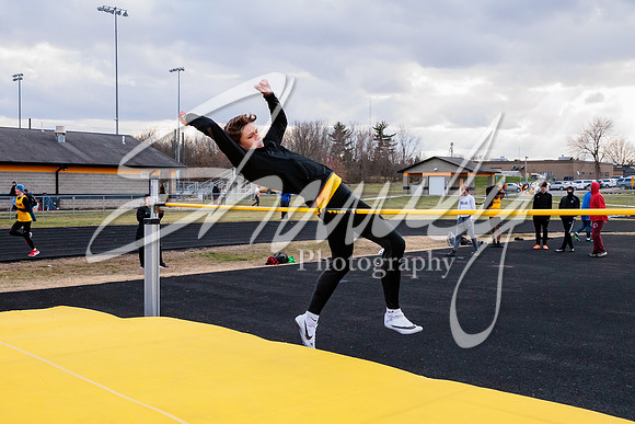 2023.03.17 FHS Track & Field00702