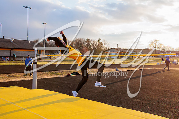 2023.03.17 FHS Track & Field00775