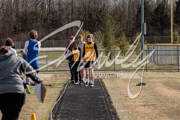 2023.03.17 FHS Track & Field01023