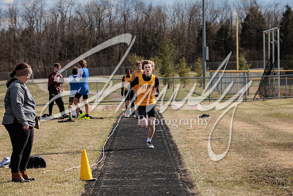 2023.03.17 FHS Track & Field01033
