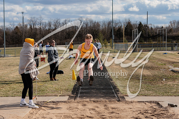 2023.03.17 FHS Track & Field01087