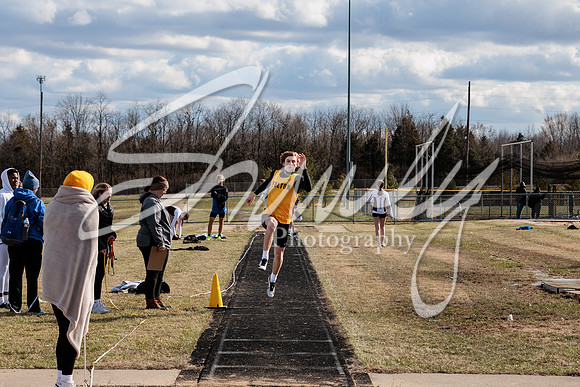 2023.03.17 FHS Track & Field01177