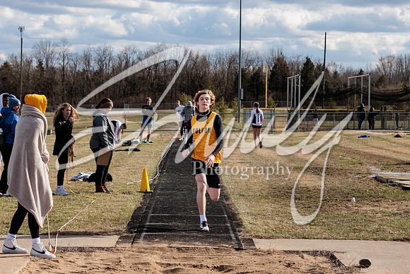 2023.03.17 FHS Track & Field01187