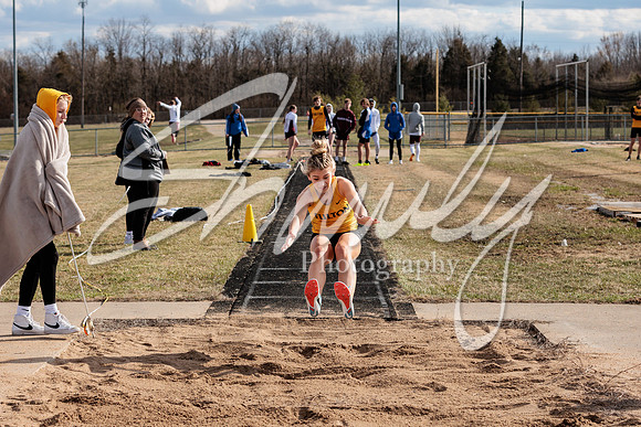 2023.03.17 FHS Track & Field01321
