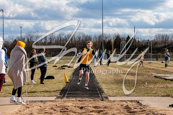 2023.03.17 FHS Track & Field01340