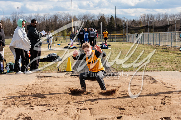 2023.03.17 FHS Track & Field01433