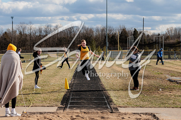 2023.03.17 FHS Track & Field01453