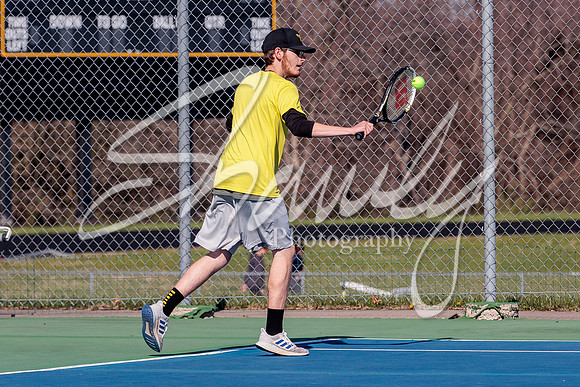 2022.04.18 FHS Boys Tennis Vs. Moberly0141