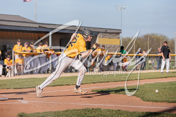 2023.04.13 FHS Baseball Vs. Kirksville00203