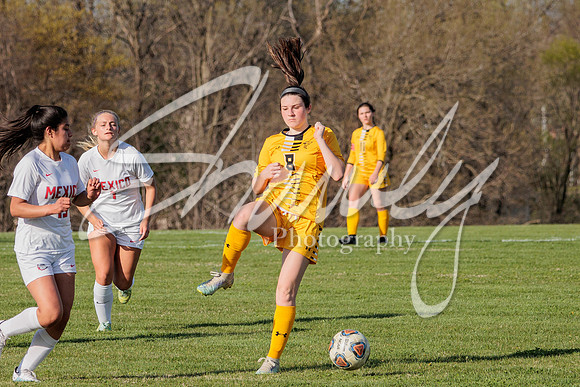 2023.04.13 FHS Soccer Vs. Mexico00862