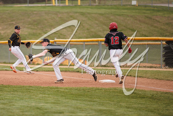 2023.04.04 FHS Baseball Vs. Marshall00411