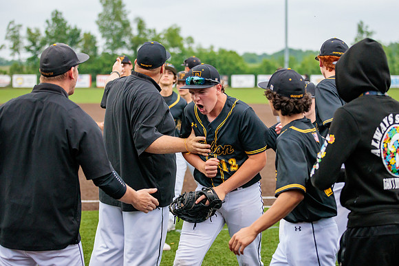 2023.05.15 FHS Baseball Vs. S. Boone (Districts)00663