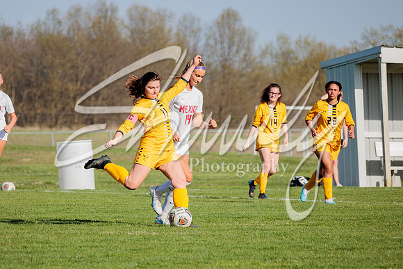 2023.04.13 FHS Soccer Vs. Mexico00636