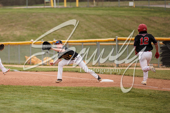 2023.04.04 FHS Baseball Vs. Marshall00407