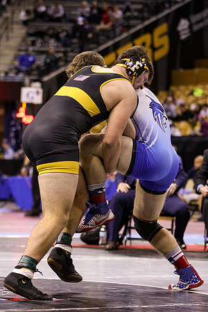 2022.02.19 MSHSAA State Wrestling 220lb Championship0245