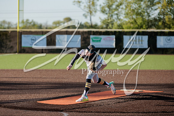 2023.05.01 FHS Baseball @ S. Boone02236