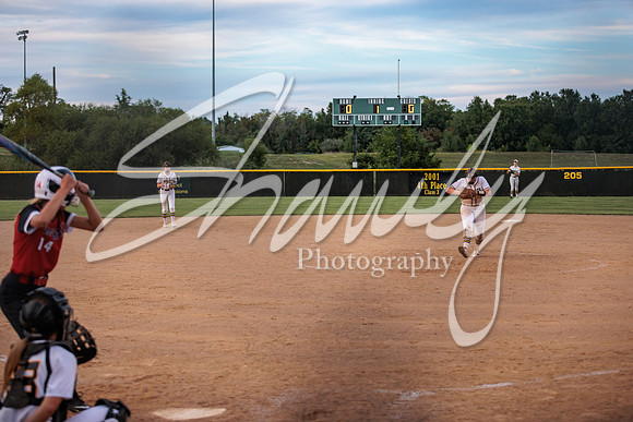 2022.09.01 FHS Softball Vs. Marshall2498