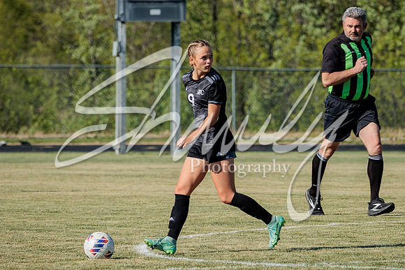 2023.05.01 SBCHS Girls Soccer Vs. Winfield00161