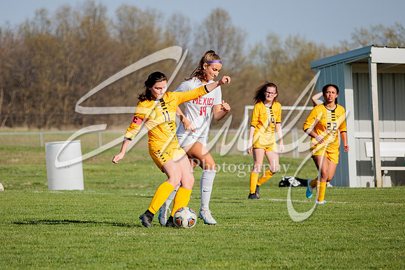2023.04.13 FHS Soccer Vs. Mexico00637