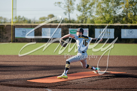 2023.05.01 FHS Baseball @ S. Boone02233