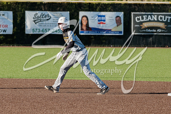 2023.05.01 FHS Baseball @ S. Boone01997