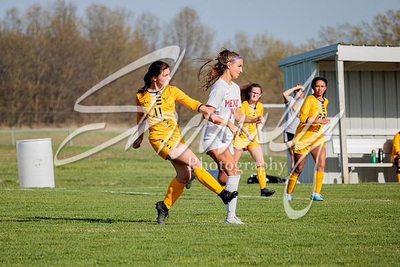 2023.04.13 FHS Soccer Vs. Mexico00639