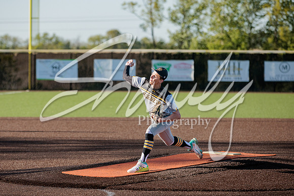 2023.05.01 FHS Baseball @ S. Boone02235