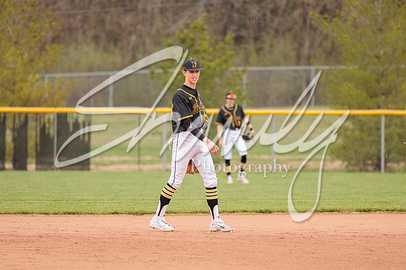2023.04.04 FHS Baseball Vs. Marshall00420